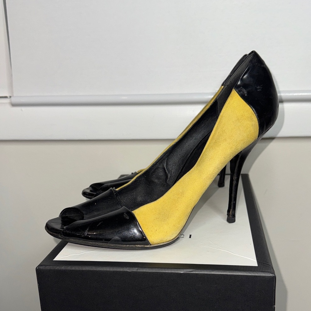 Gucci Black and Yellow Heels